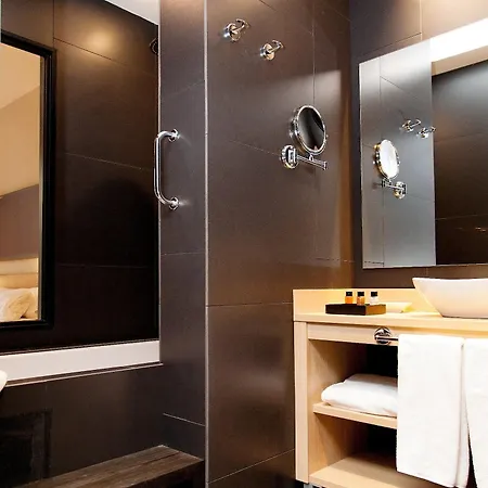 Hotel Ambit 4*
