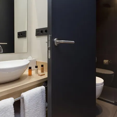 Ambit Hotel