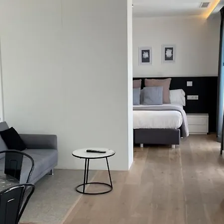 梅卡德尔穆尔穆里公寓酒店 公寓式酒店 4*