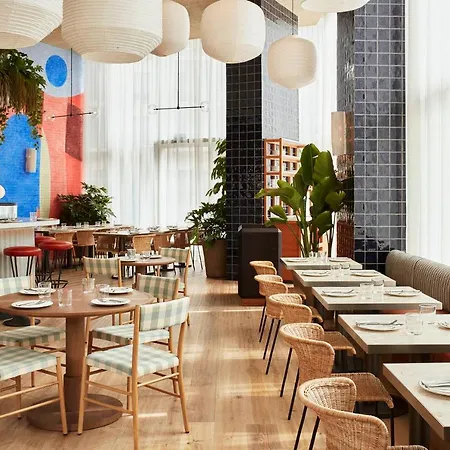 Hotel The Hoxton, Poblenou 4*