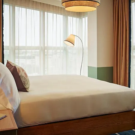 Hotel The Hoxton, Poblenou 4*