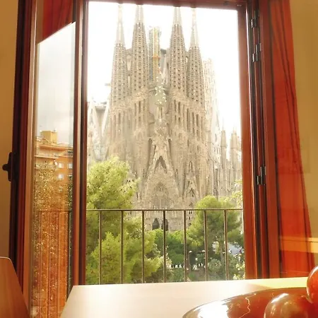 Absolute Sagrada Familia Lägenhet Barcelona