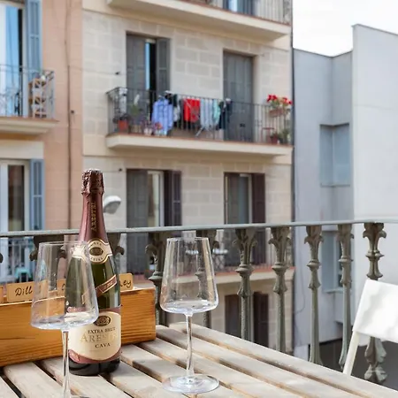 Apartment Aparteasy - Turo Park With Lovely Balcony *