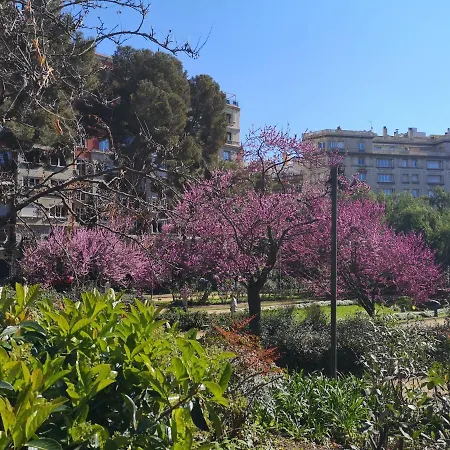 Aparteasy - Turo Park With Lovely Balcony Barcelona
