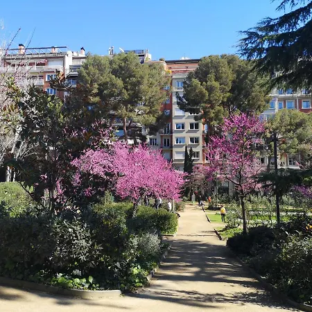 Apartment Aparteasy - Turo Park With Lovely Balcony Barcelona