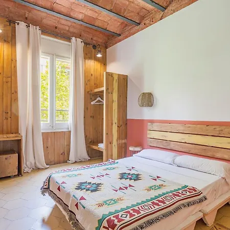 Bird House Hostal