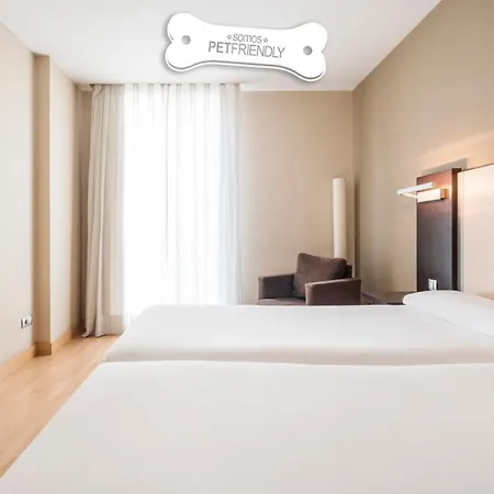 Ilunion Auditori Hotel 3*