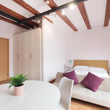 Spacious Doubleroom Apartment At Sants *