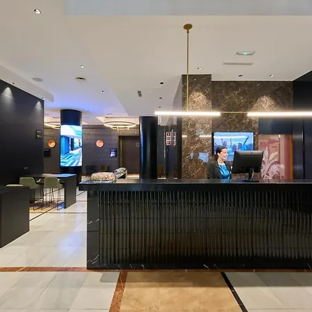 Catalonia Plaza Catalunya Hotel 4*