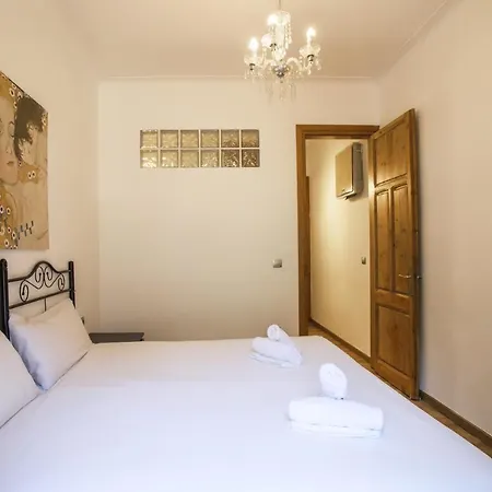 11llan345 Spacious In Plaza Espanya