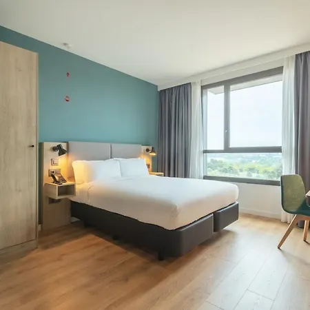 Barcelona - Sant Cugat By Ihg Otel 4*