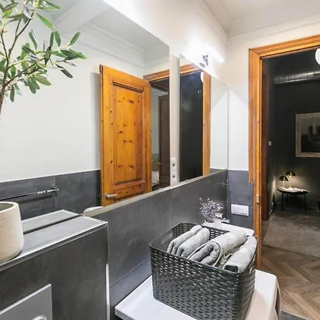 Lägenhet Avinyo 2 Gotic - Spacious Loft In Gothic Quarter! *