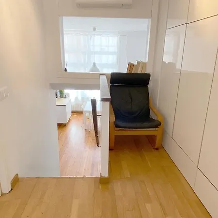 Apartamento Artsy In Poble Sec - Plaza Espanya *