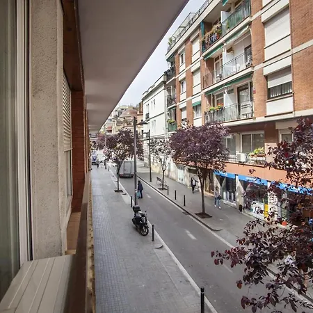 P9mdr1070 - In Poble Sec