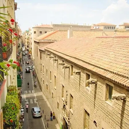 Guest house Center-ramblas