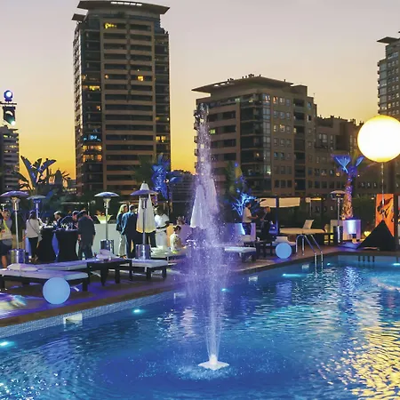 Hilton Diagonal Mar 4*
