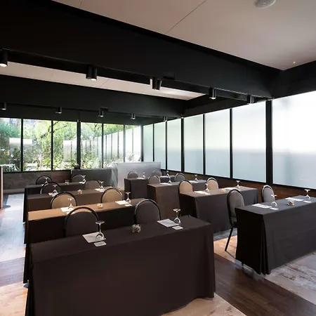 Catalonia Plaza Catalunya Hotel 4*