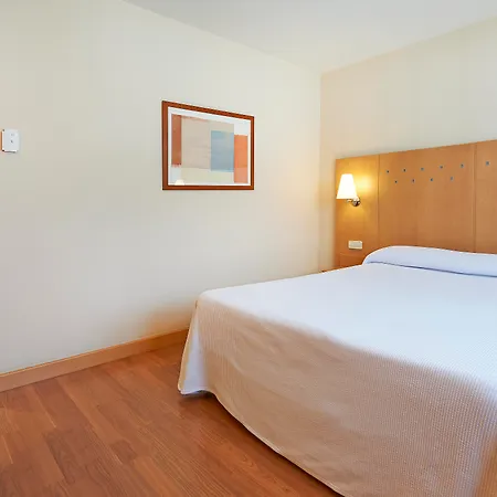 Hotel Catalonia La Maquinista 4*
