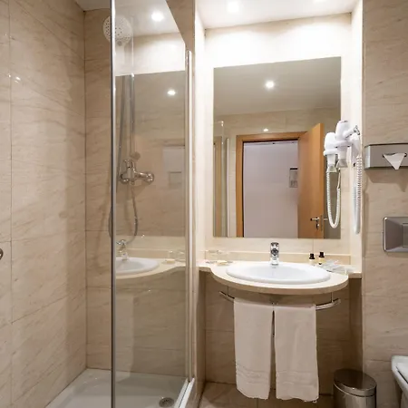 Catalonia La Maquinista Hotel 4*