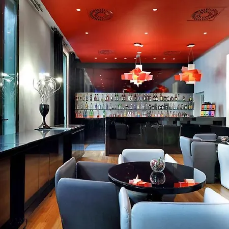 Отель Bcn Design