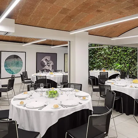 Otel H10 Universitat (adults Only) Barselona