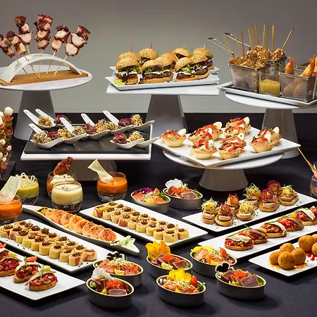 Otel H10 Universitat (adults Only)