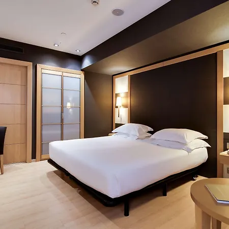 Universal Hotel