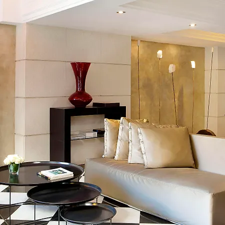 Hotel Gran Derby Suites, A Small Luxury Of The World Barcellona