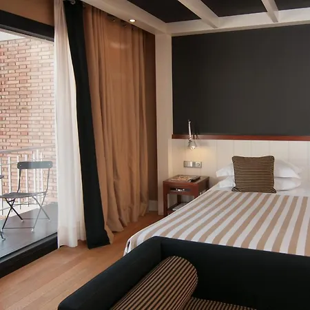 Hotel U232