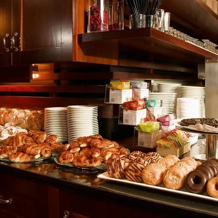 U232 Hotel 4*