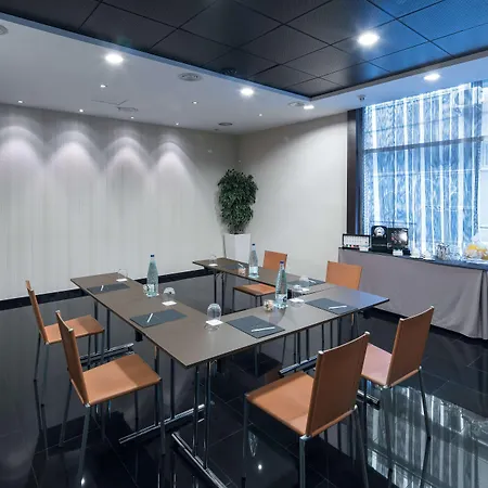 Hotel Catalonia Rigoletto 4*