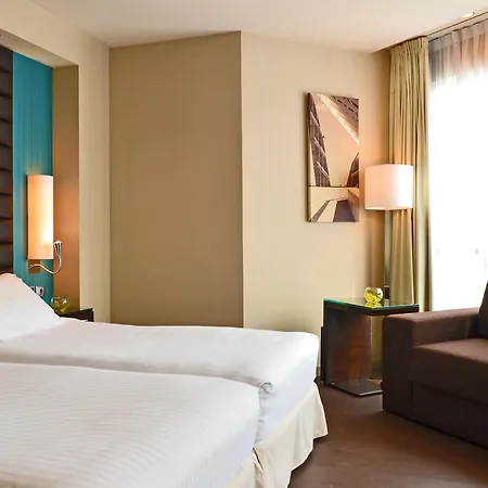 Hotel Pestana Arena 4*