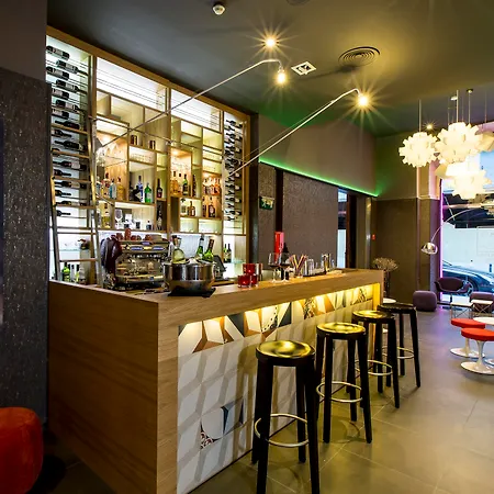 Hotell Leonardo Ramblas Barcelona