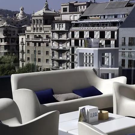 Condes De Hotel 4*