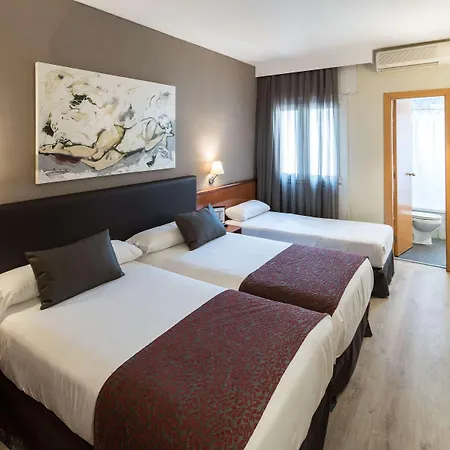 Otel Catalonia Castellnou 3*