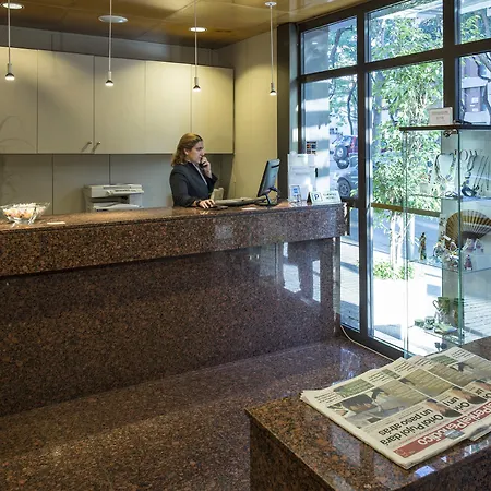Catalonia Castellnou Hotell