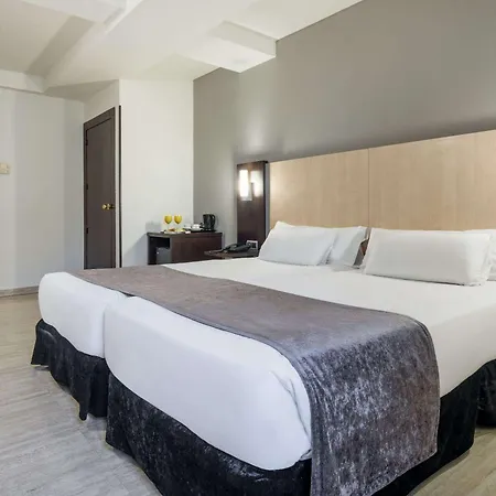 Ilunion Almirante Hotel