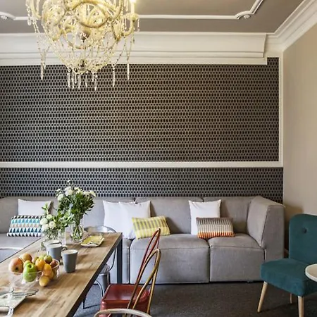 Hotel Ainb Eixample-muntaner 2*
