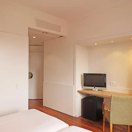 Chic & Basic Velvet Hotel 3*