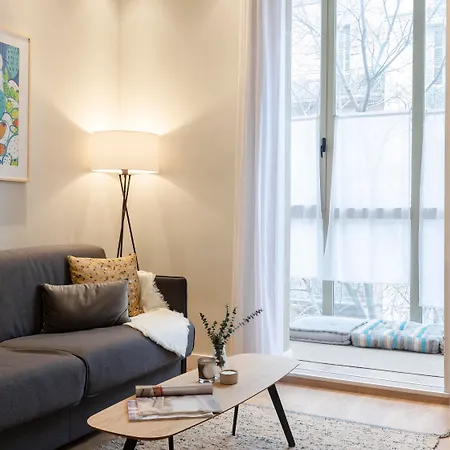 Aspasios Urquinaona Apartmán *