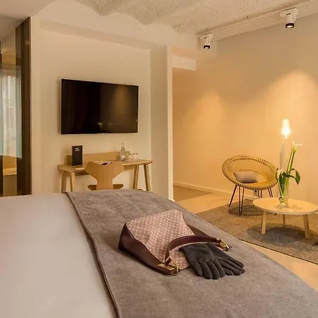 Ohla Eixample Hotel 5*