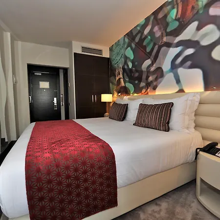 Hotel Indigo - Plaza Catalunya 4sup By Ihg 4*