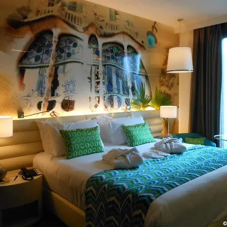 Indigo - Plaza Catalunya 4sup By Ihg Hotell 4*