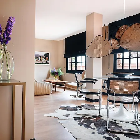 Isabella's House 3* Barcelona