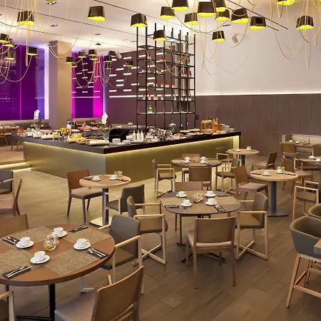 Hotel The Level At Melia Sky Barcellona