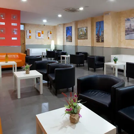 Konukevi Hostal Barcelona 2*