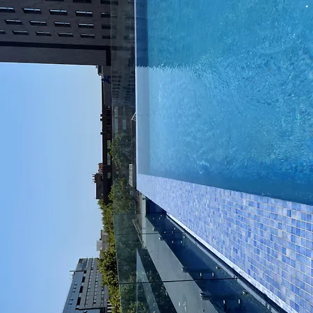 Paxton Hotel 4*