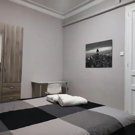 Excelente Apartamento En El Centro De *