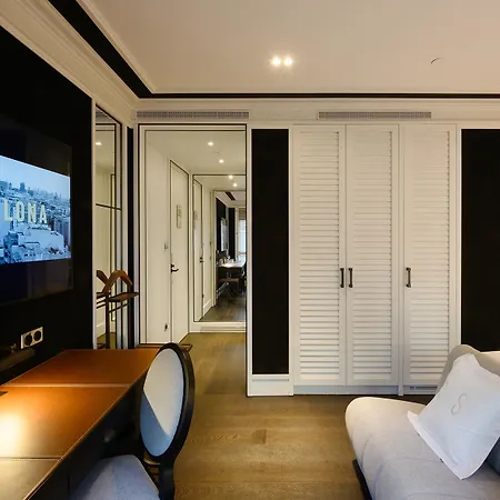 Hotel Seventy 4*