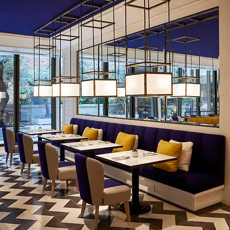 Hotel Seventy
